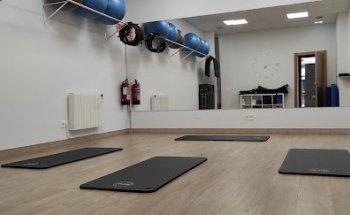 Sara Cossío. Reeducación postural y fisioterapia