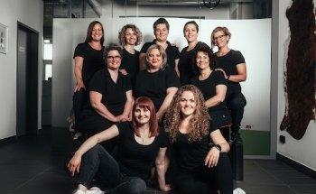 Rückgratverstärker Katja Diouf Krankengymnastik