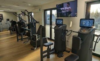 Hagel Marcel Krankengymnastik