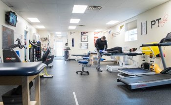 Physical Therapy & Sports Medicine Centers Newington