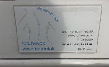 Die Therapeuten L. Hauck u. K. Baraniak