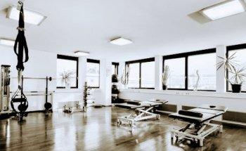 inncura Praxis f Physiotherapie Osteopathie Training