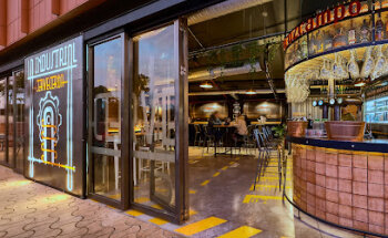 La Industrial Cervecería Torre Sevilla