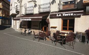 Cervecería La Torre by Larry.