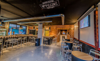 Cervecería Mr.PIGGINS - Garage