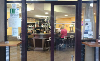 Bar La Plaza Cervecería