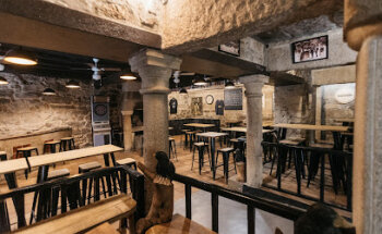 BlackBird Cervecería & Vinoteca