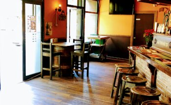 Brannigan’s Irish Pub