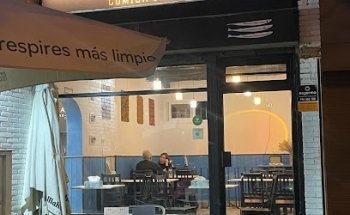 MANEKITA bar y restaurante