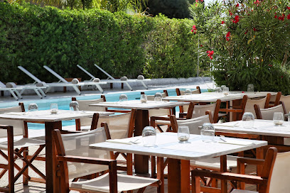 Pure Rolling beach club