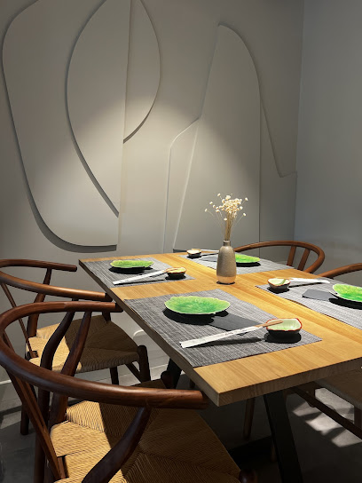 Deba sushi lounge