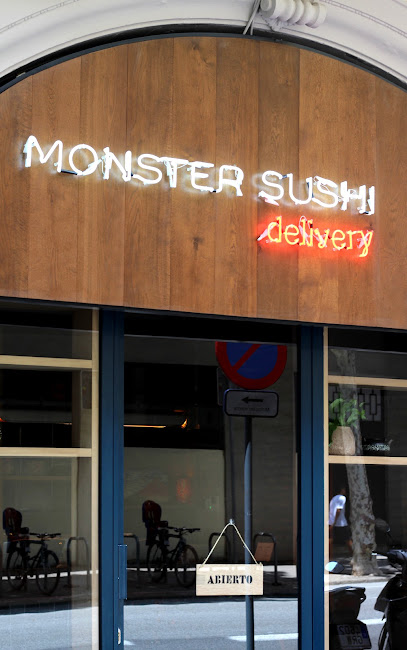 Monster Sushi Delivery | Sushi a domicilio Barcelona