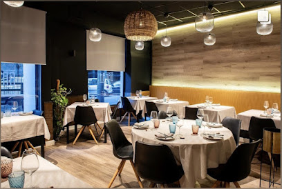 GAMAN I Restaurante Nikkei Madrid by Luis Arévalo