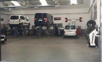 CONFORT AUTO TALLERES ISCAR RECAMBIOS
