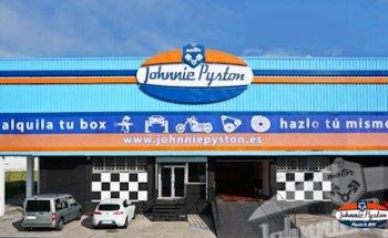 Johnnie Pyston - Alquiler de boxes de mecánica y taller mecánico