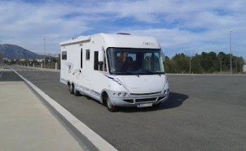 Deutsche Werkstatt Reifen NeumaticosTaller