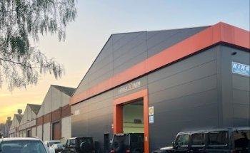 VEHICLES EXTREM PREPARADORS TOT TERRENY PER A COMPETICIÓ