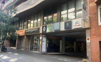 Peugeot, Citroën, Renault i Dacia Tallers Oficials · Auto Almogàvers · (Sagrada Família)