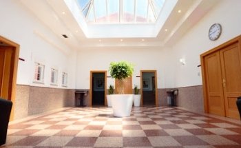 Funeraria Tanatorio Valencia de Don Juan - Los Jardines