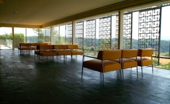 Tanatori Barberà Del Vallès (Funerària Montserrat Truyols)