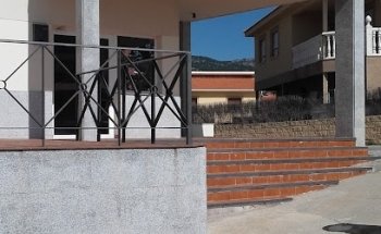 Servicios Funerarios Nuestra Senora de la Jaro S.L.