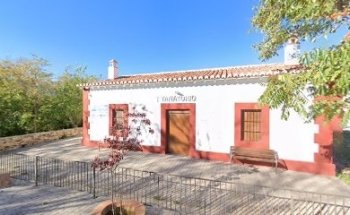 Tanatorio de Hueneja