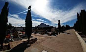 Funeraria y Cementerio Santa Fe