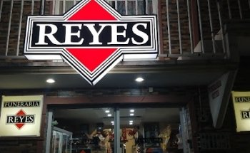Funeraria Reyes