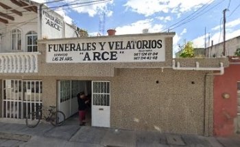 Funerales Arce