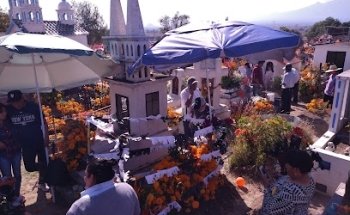 Panteón Regional de Santa María Zacatepec