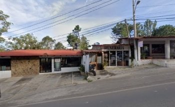 Funeraria Ma. Trinidad