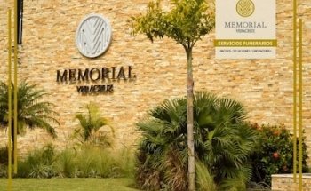 Memorial Veracruz: Asesor comercial Nereyda Quezada