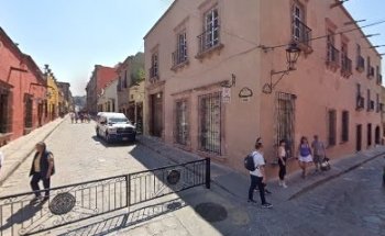 Calle Antonio villanueva