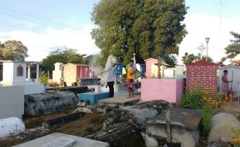 Panteón Municipal De San Miguel Tlacamama