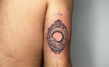 Four Roses Tattoo Fine Line