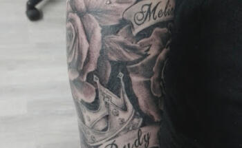 Ruby Pictures Art & Tattoo