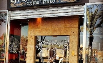 La Oveja Negra Custom Tattoo