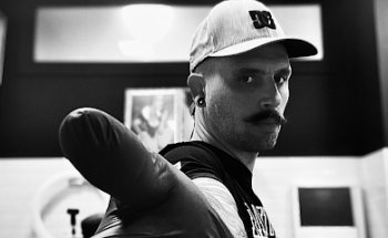 Sorry Mom Tattoo & Piercing