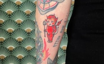 Cry Tattoo Noel feito