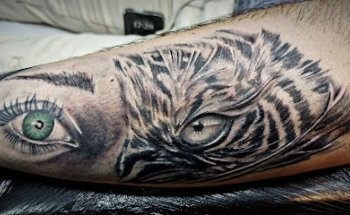 HIGH PRESSURE CUSTOMS TATTOO & AIRBRUSH