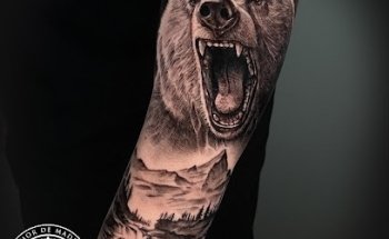 Mother love Classic Tattoo