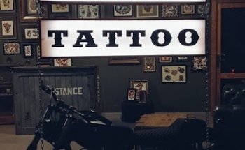 Corona Tattoo & Piercing Oviedo