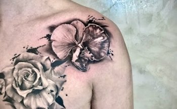 Shadow Tattoo Studio