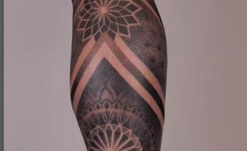 Golden Geometry Tattoo Stuttgart