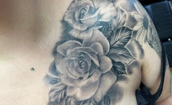 Crazy Needles Neuss Tattoo and Piercing Studio