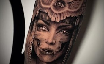 Jota Jota Tattoo & Piercing