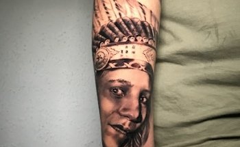 Santa Carla Tattoo Parlour