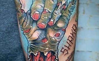 La Rosa Muerta Tattoo & Piercing