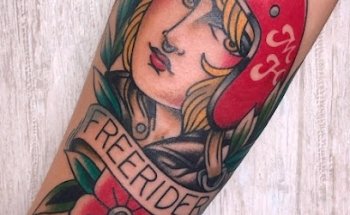 Quenlla Tatuaxe Estudio de tatuajes