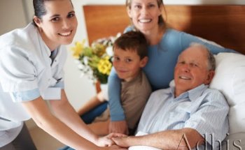 Ayuda a domicilio Adhis Atención Domiciliaria